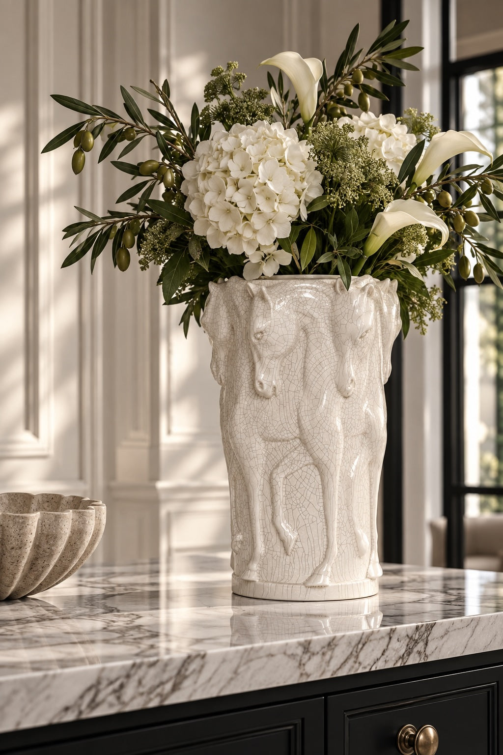 Masterpiece Tall Vase – Dancing Horses off-white