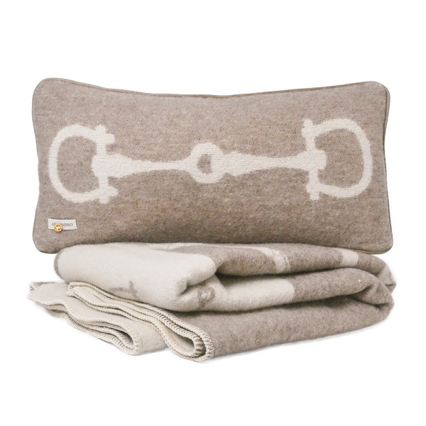 RETRO Luxury Cushion in 100% New Zealand Lambswool