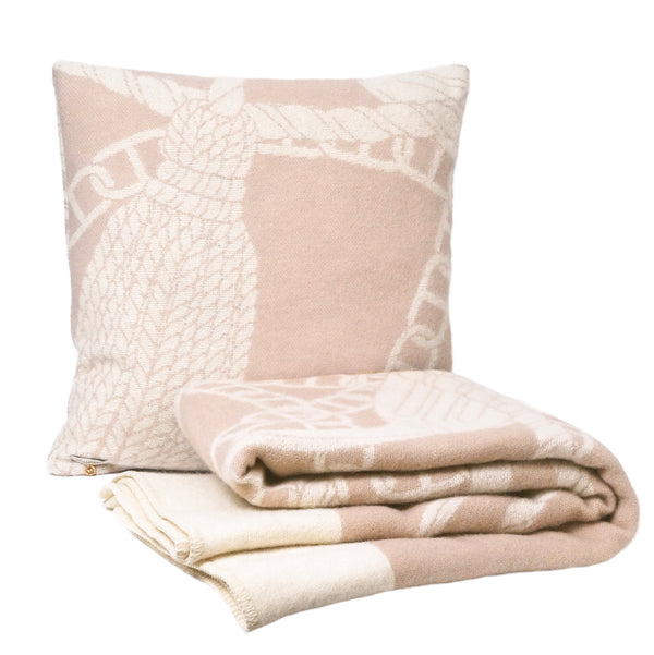 Chain Cushion 100% New Zealand lambswool linen beige
