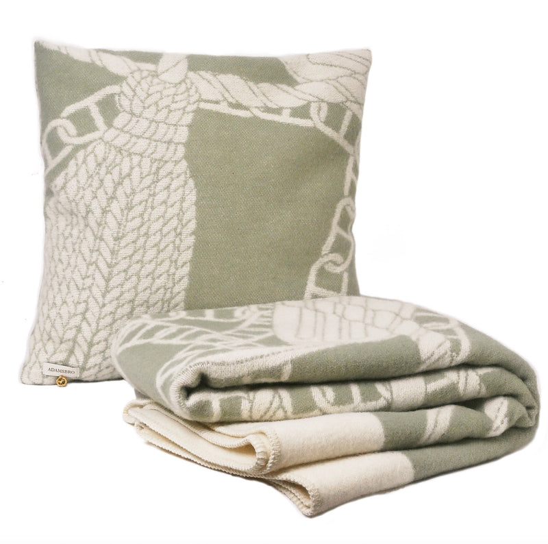 Chain Throw – 100% New Zealand Lambswool celadon green