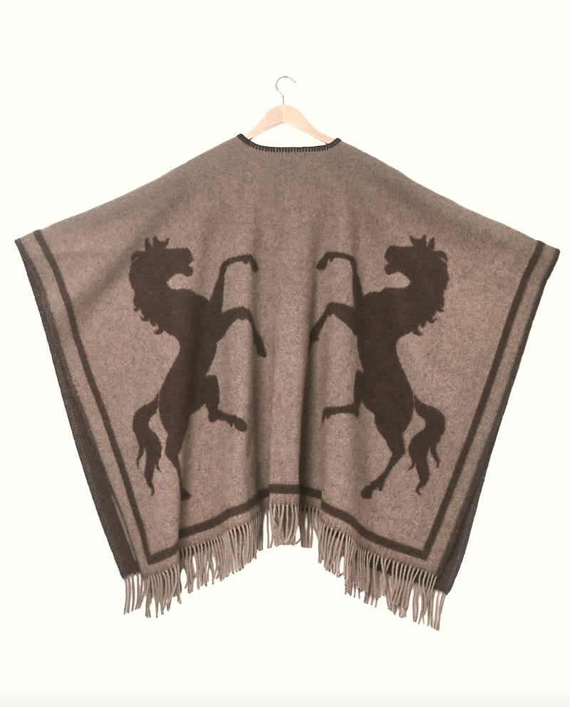 PONCHO HORSES LAMBS WOOL