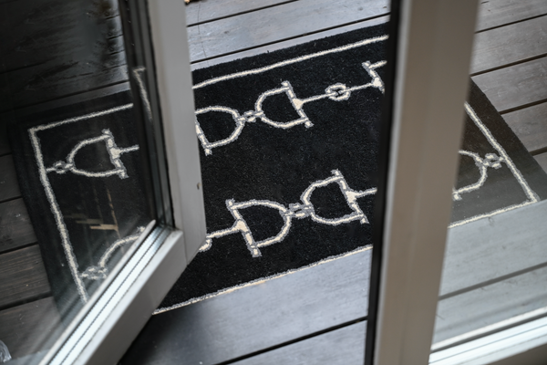BLACK RUG 100% wool