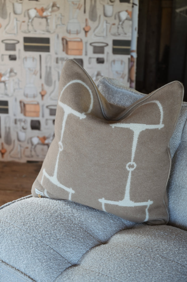 Luxury Cushion in 100% New Zealand Lambswool NOUGAT